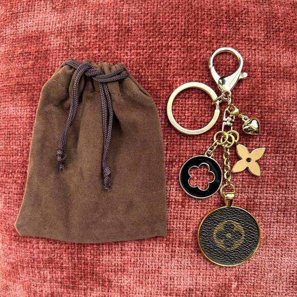 CLOVER ✤ Bag Charm Brown Black and Gold Tone ✤ - Picture 1 of 7